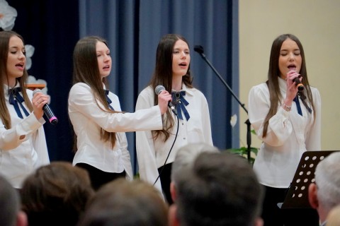 Szkoła z historią, planem i kierunkiem