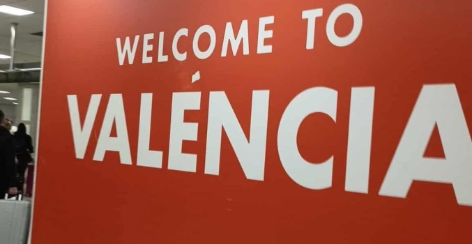 Pierwsze dni uczniów Technikum im. J. Piłsudskiego w słonecznej Walencji- start zagranicznych praktyk