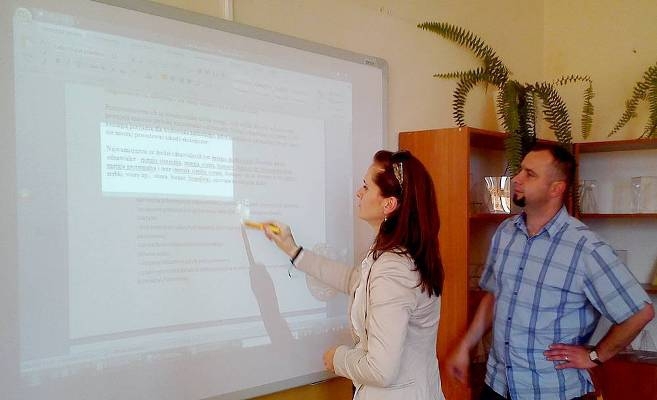 Nauczyciele z ZS w Szczurowej doskonalą swój warsztat pracy  z wykorzystaniem TIK