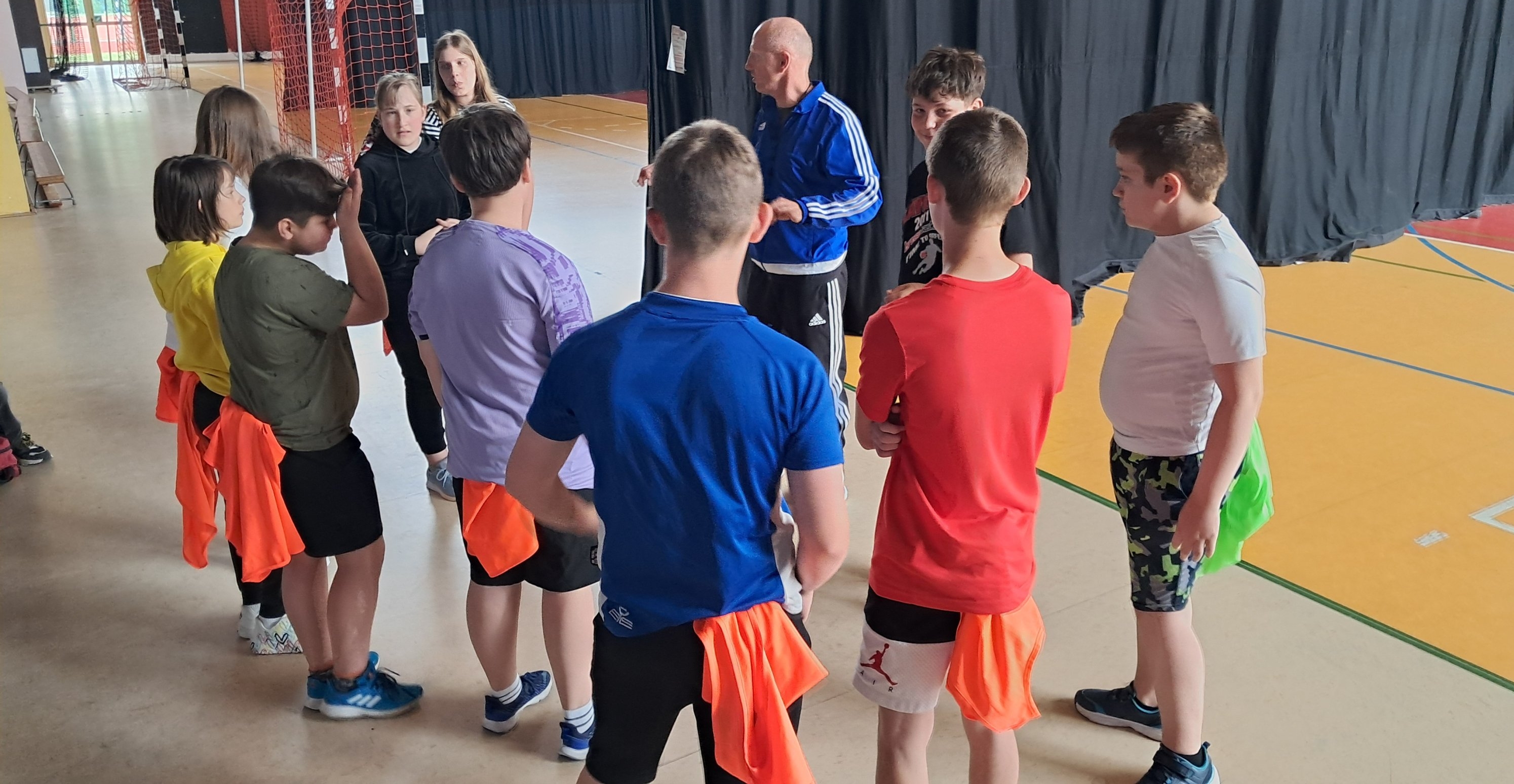 Warsztaty zdrowego stylu życia - teoria, praktyka i ruch w ZSTiB.