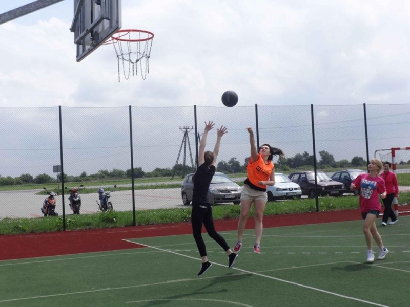 Dzień sportu w ZS w Szczurowej