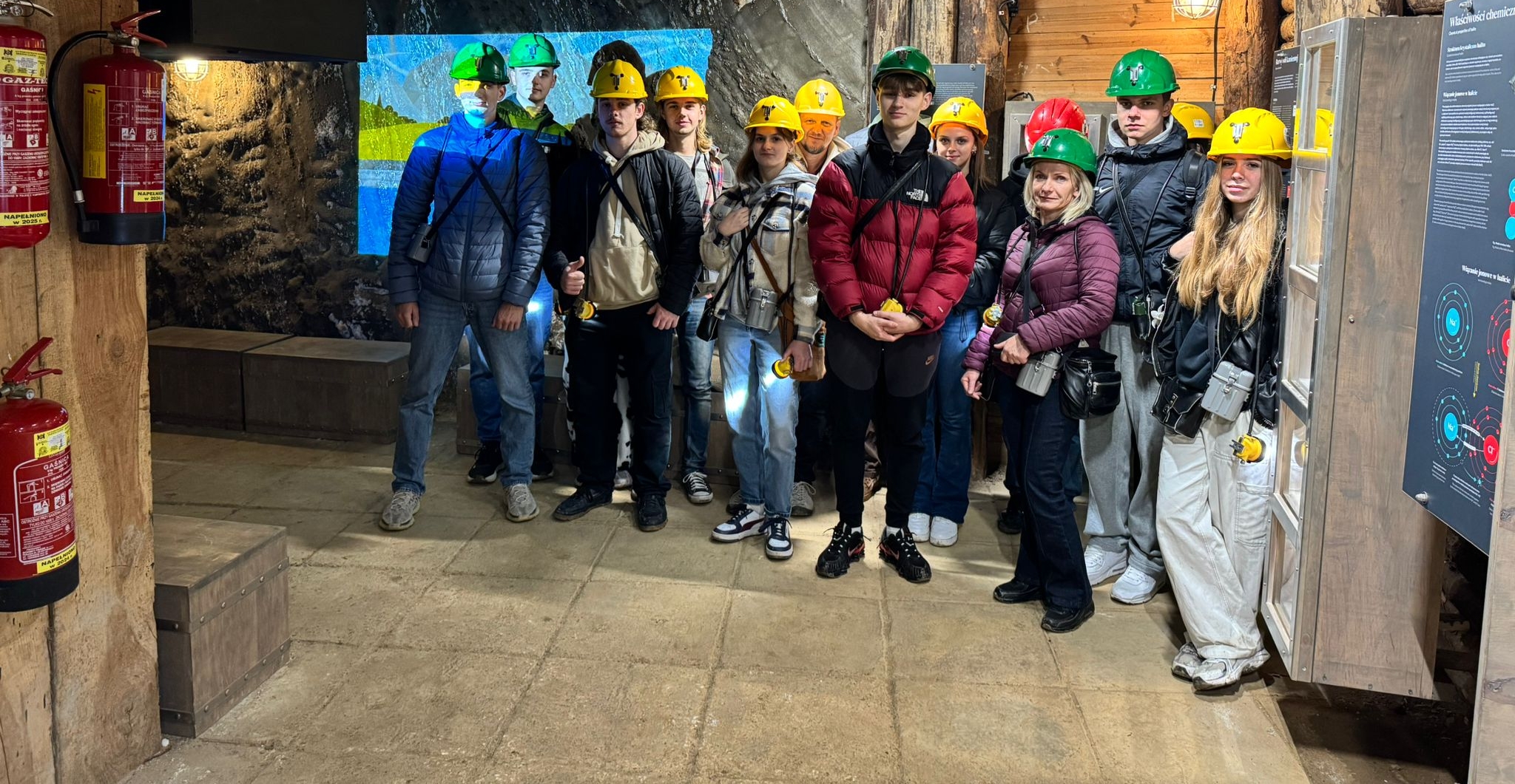 Geodezja i budownictwo w praktyce - niezwykła lekcja uczniów z Zielonki w Kopalni Soli Bochnia