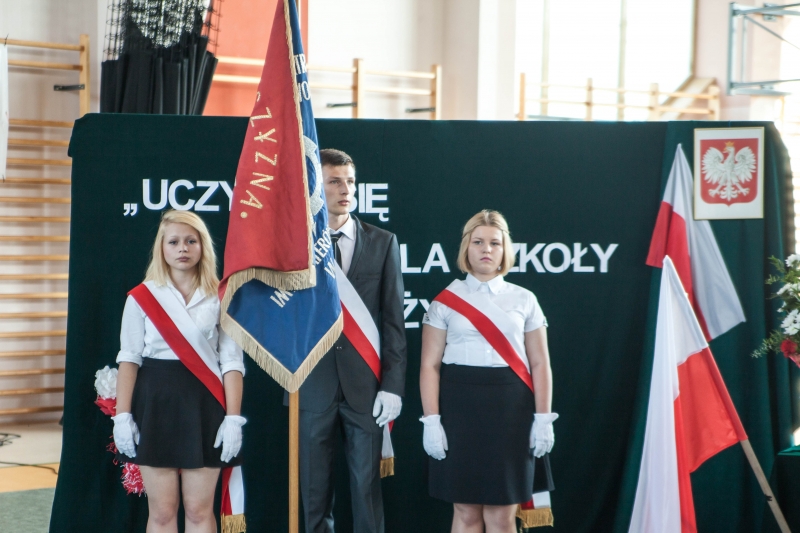 Rozpoczęcie roku szkolnego 2015/2016 w ZSP Nr 2 w Brzesku