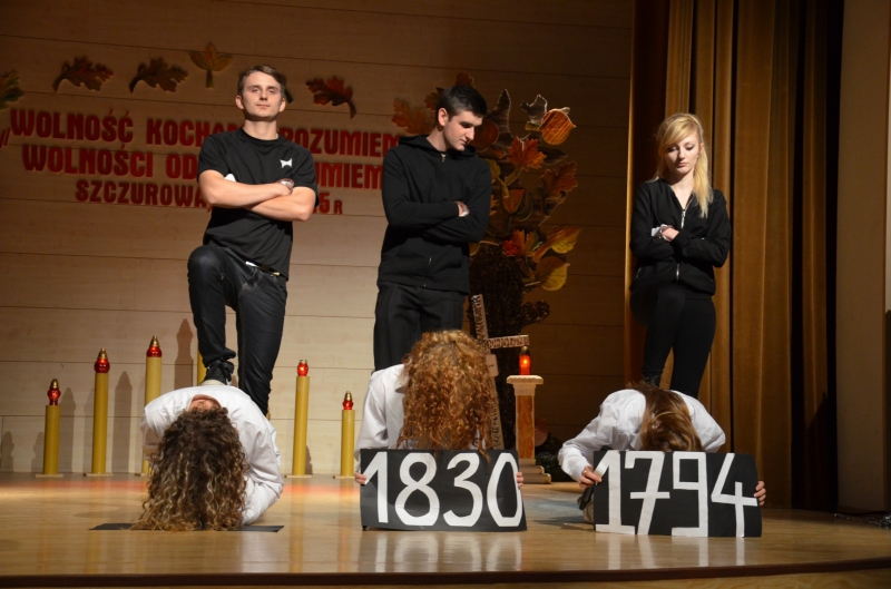 WOLNOŚĆ KOCHAM I ROZUMIEM WOLNOŚCI ODDAĆ NIE UMIEM