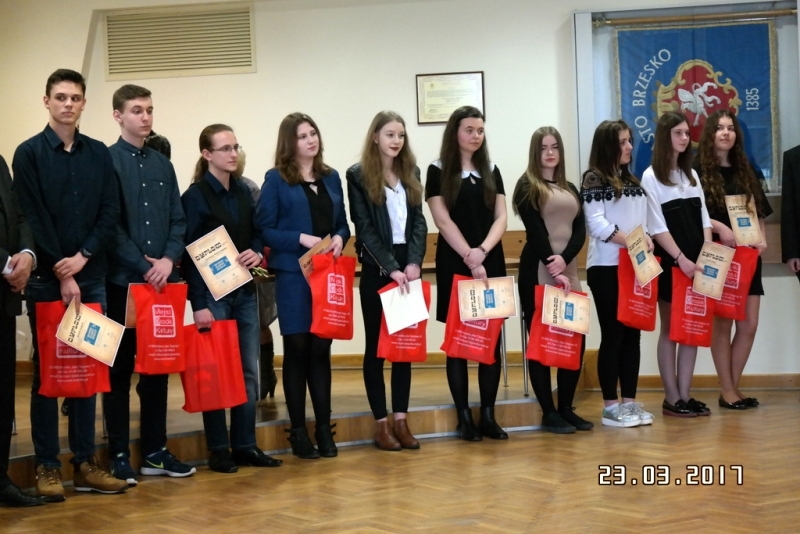 Główna nagroda dla uczniów LO w Brzesku