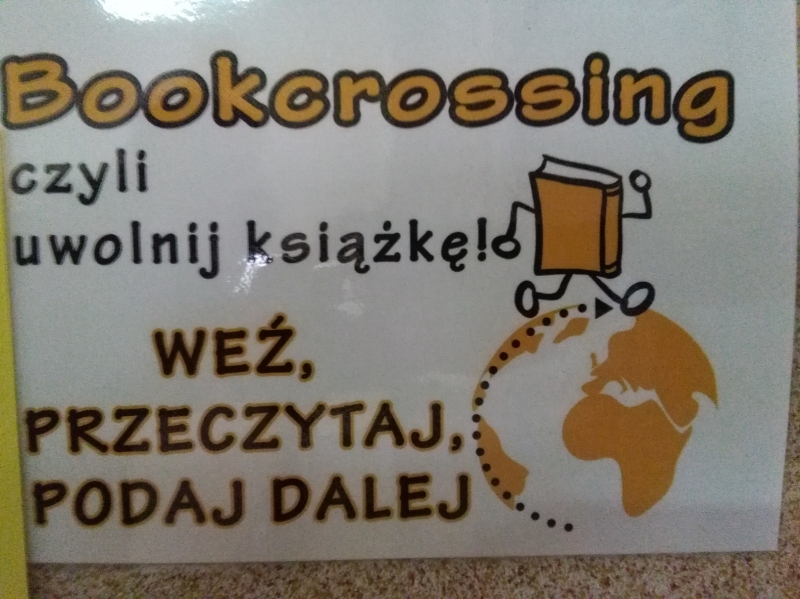Samorząd Uczniowski ZS w Szczurowej uwalnia książki!