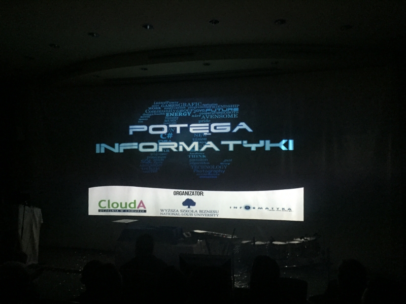 Uczniowie z zielonki na Potędze Informatyki 7 