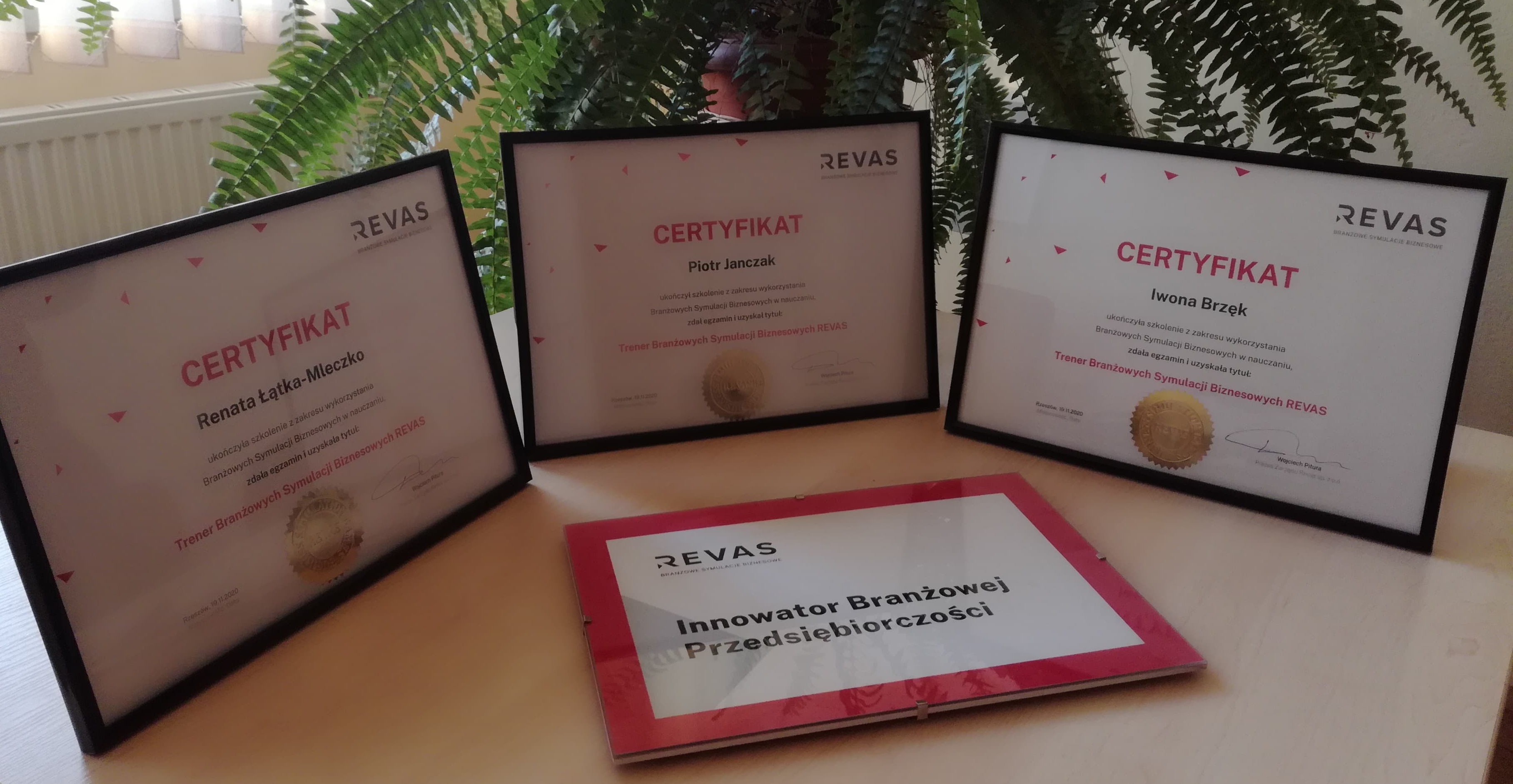 Zespół Szkół w Czchowie liderem praktycznej nauki przedsiębiorczości