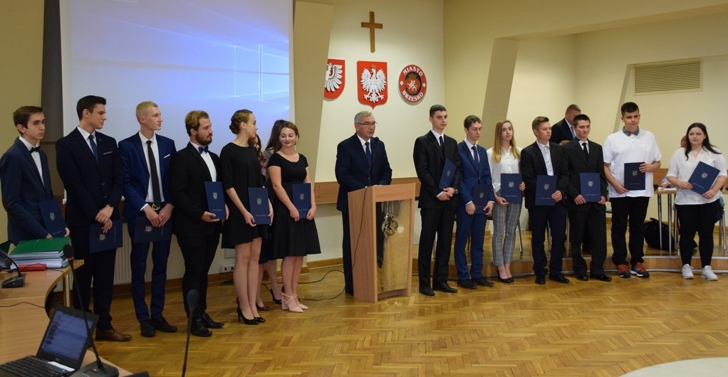 Stypendia Starosty Brzeskiego rozdane