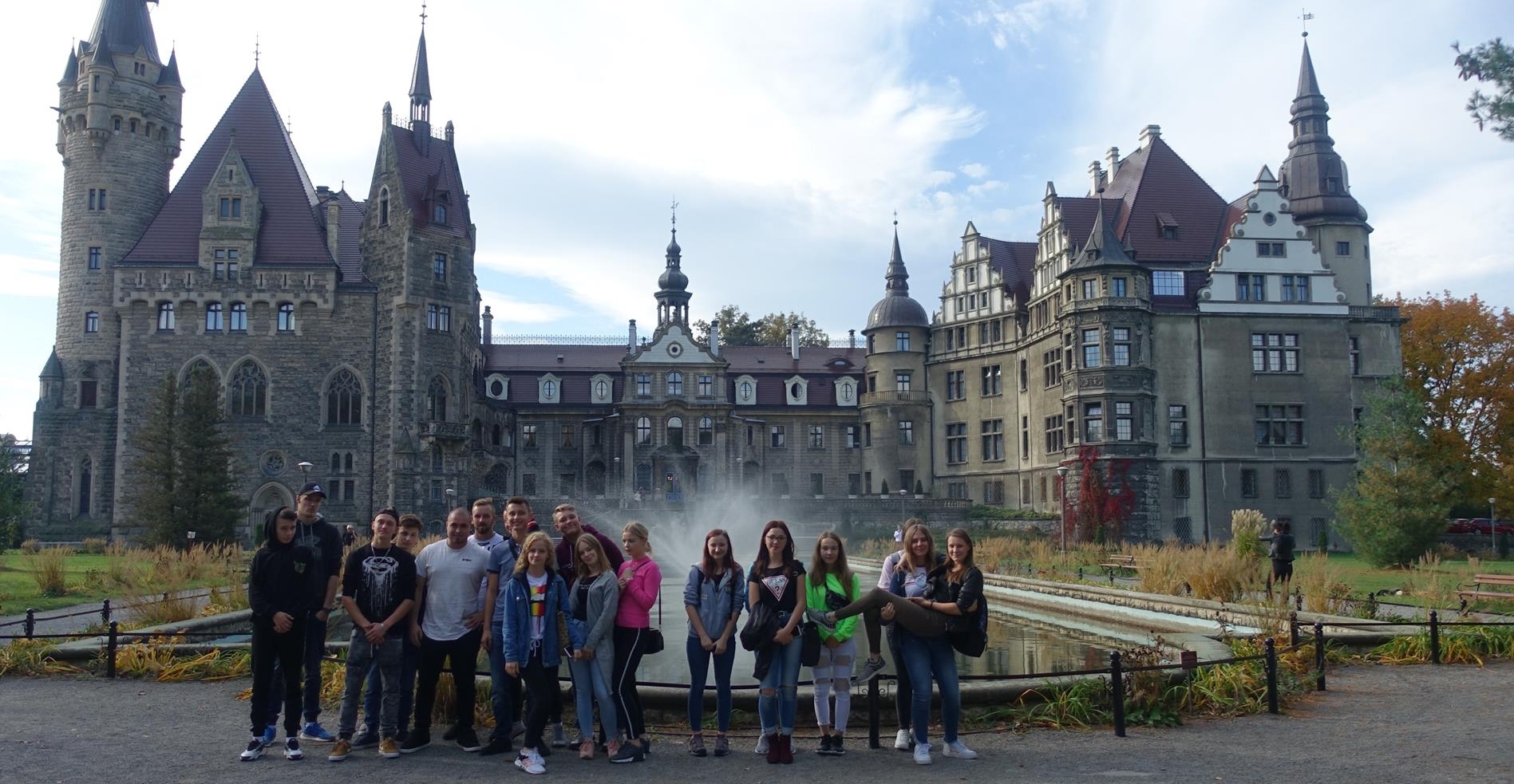 Wycieczka uczniów z Zespołu Szkół w Szczurowej do Kotliny Kłodzkiej