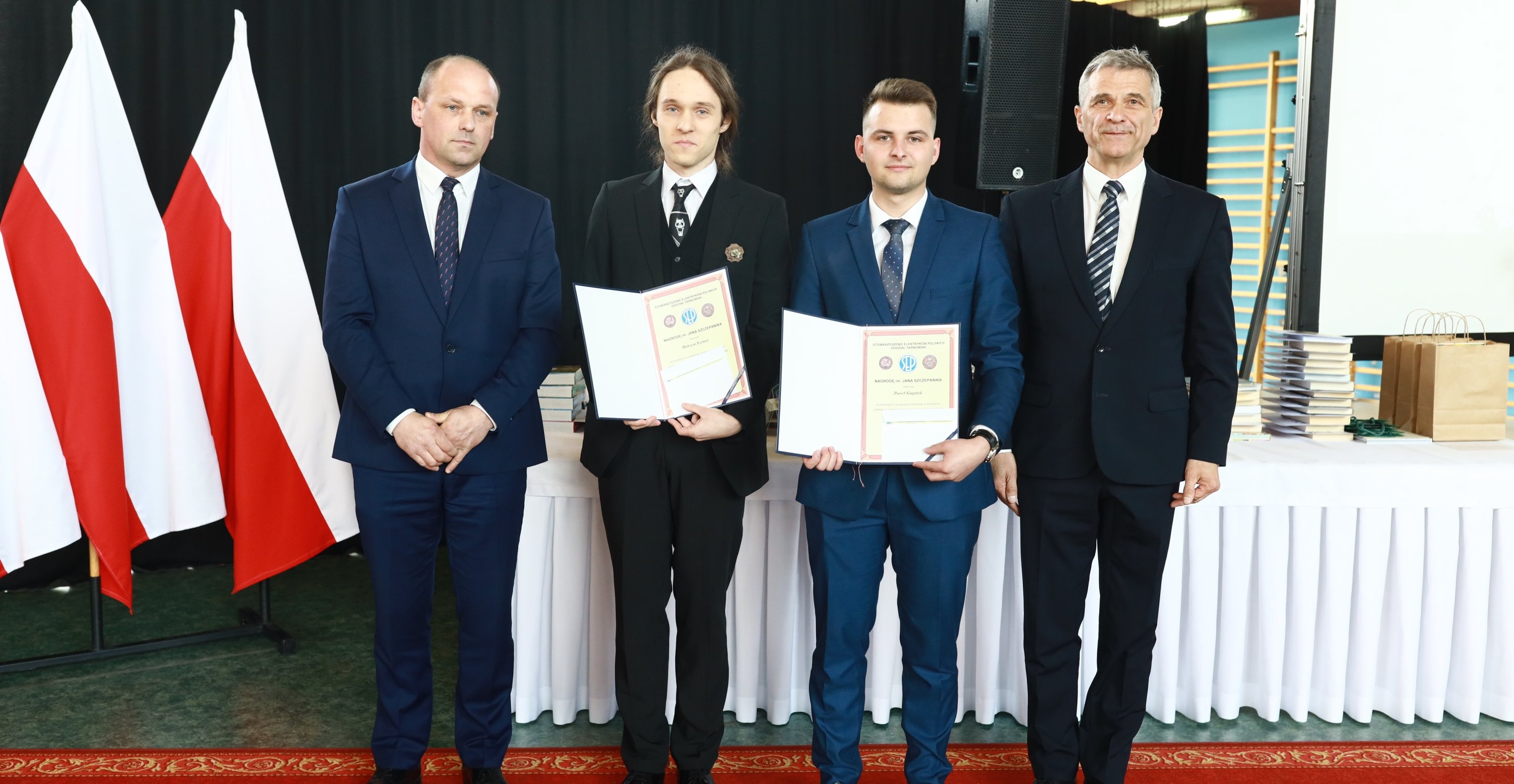 Uroczyste pożegnanie klas maturalnych na Zielonce