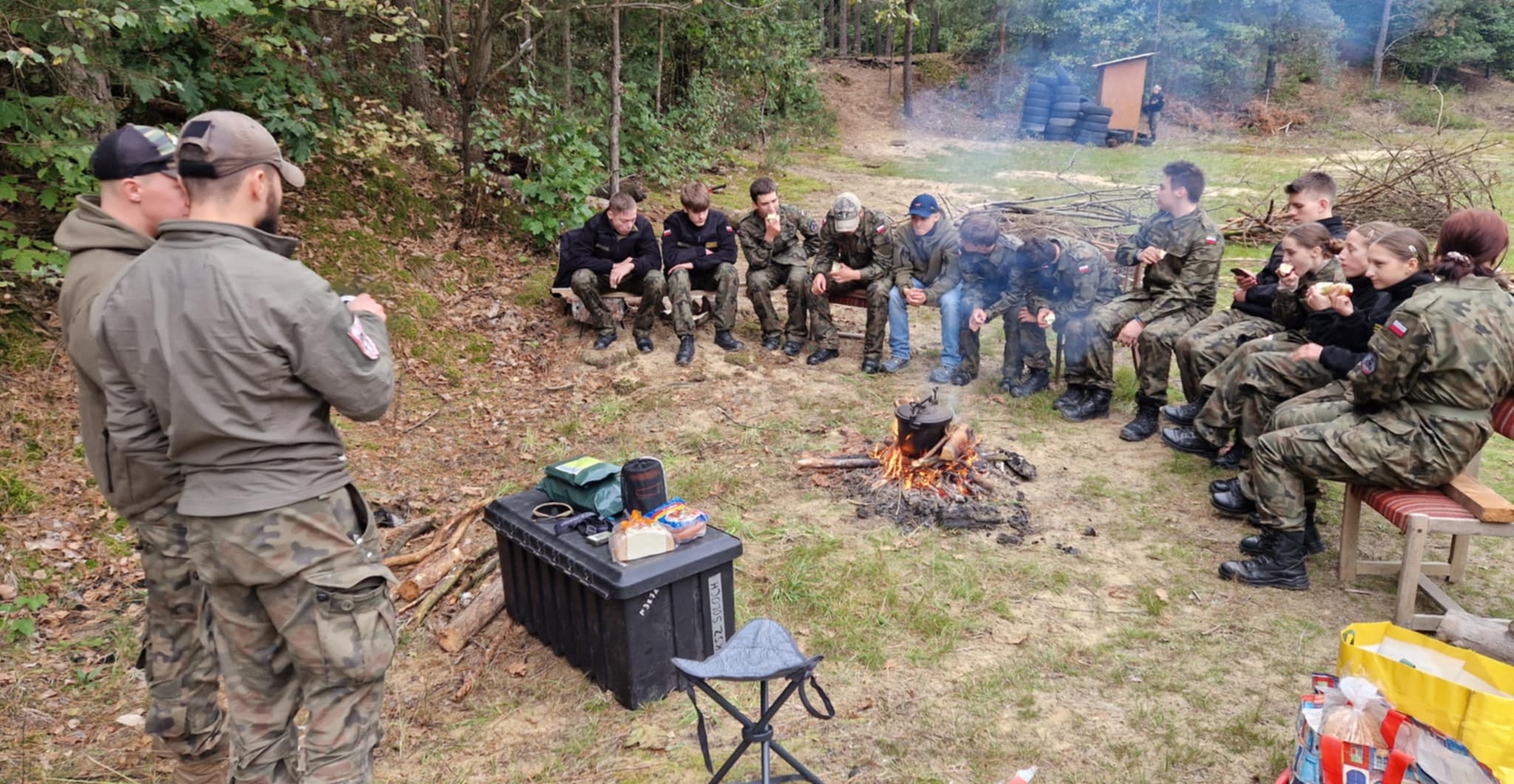 Uczniowie z Czchowa na obozie przetrwania