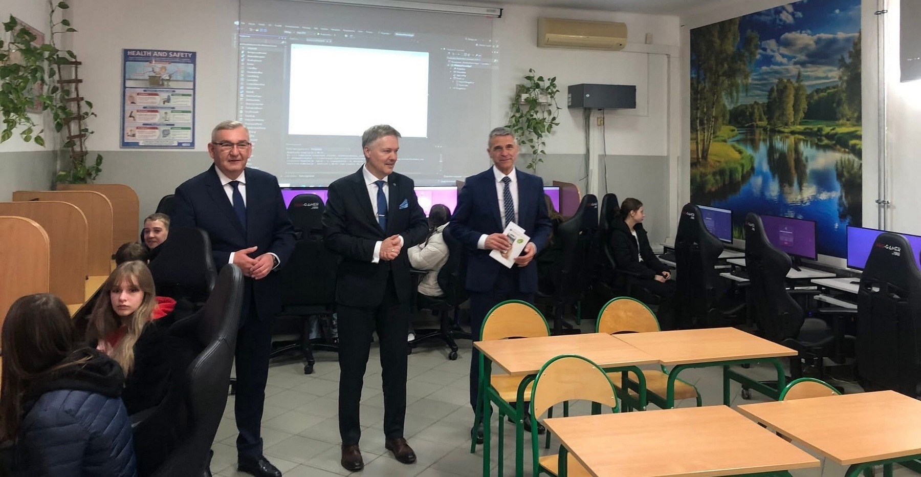 Zielonka inspiruje - wybierz swój zawód! Warsztaty zawodoznawcze dla uczniów klas VIII