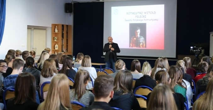 ZSP Nr 1 - spotkanie z panem Tadeuszem Płużańskim