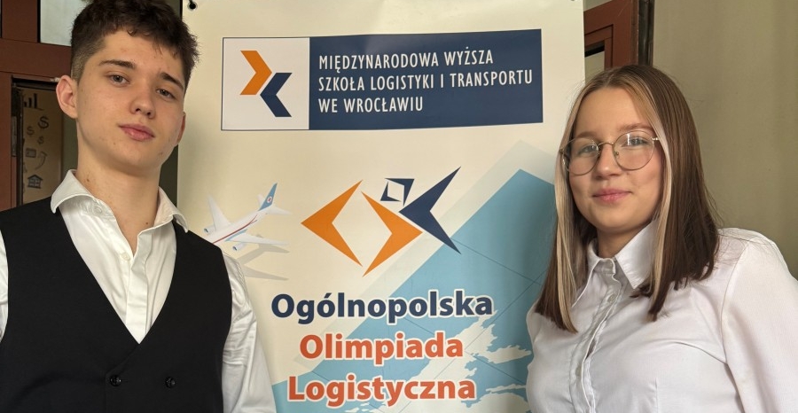Logistycy z Technikum im. J.Piłsudskiego w Brzesku w etapie centralnym Ogólnopolskiej Olimpiady Logistycznej!