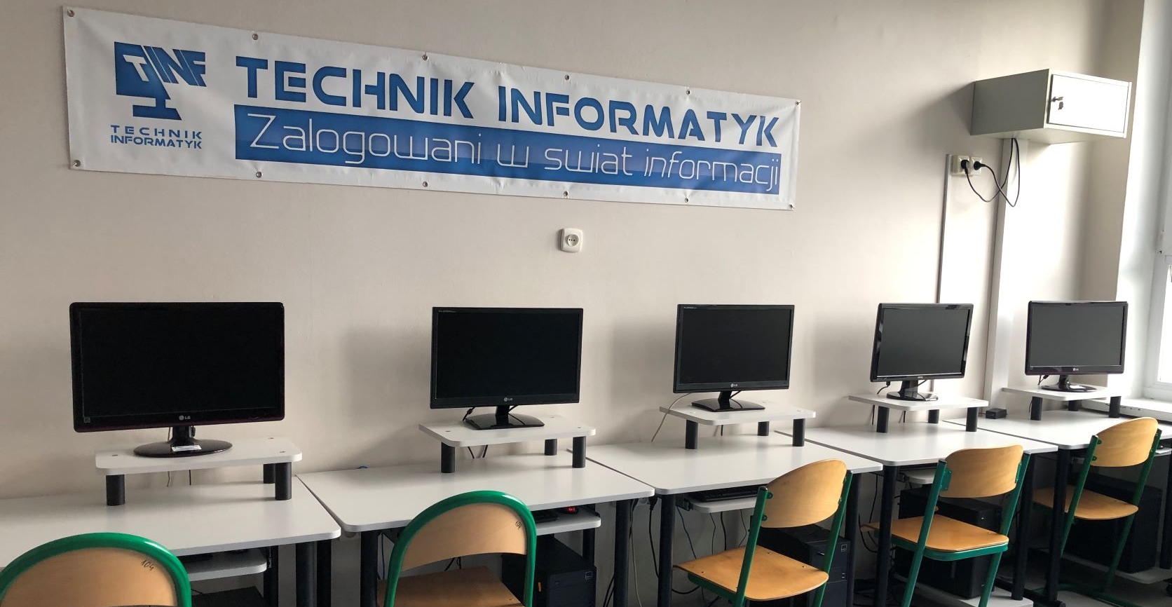 Nowe komputery na Zielonce