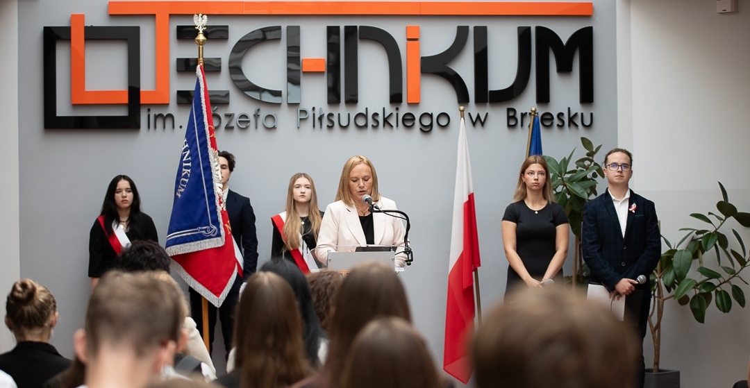 Uroczysta inauguracja roku szkolnego 2025/26 w Technikum im. Józefa Piłsudskiego w Brzesku