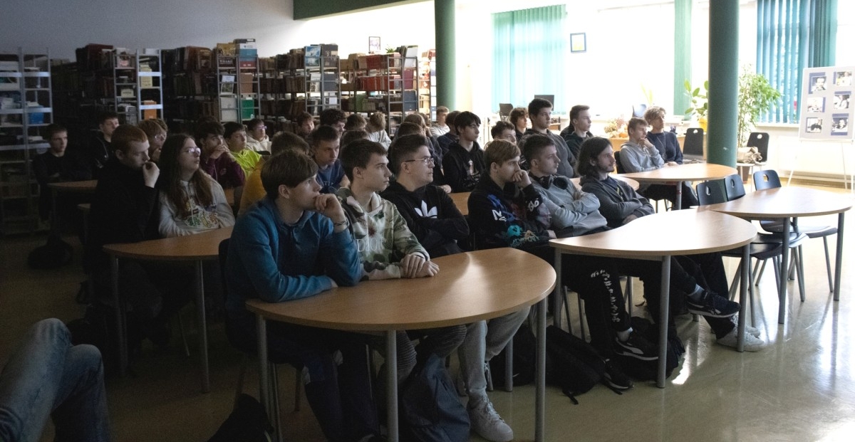 Spotkanie z p. Michałem Wszołkiem - absolwentem Technikum im. J. Piłsudskiego w Brzesku