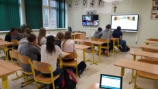 Doskonalenie umiejętności językowych w Jedynce