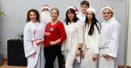 Mikołajki z Aniołami w Technikum im. J. Piłsudskiego w Brzesku