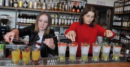 Kolejni zawodowcy w powiecie brzeskim.