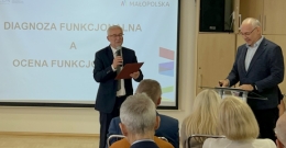 Między podręcznikiem a powiadomieniem
