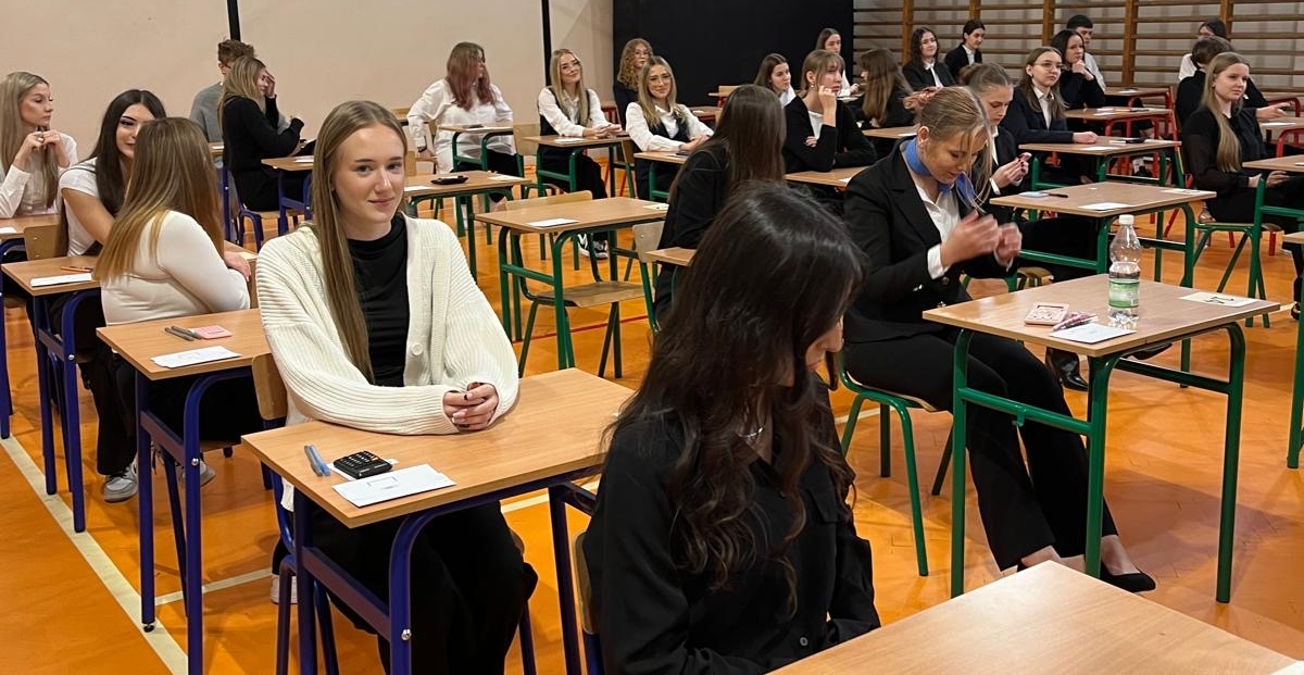 Awans do etapu centralnego Olimpiady Umiejętności Hotelarskich - sukces uczennicy ZSTiB